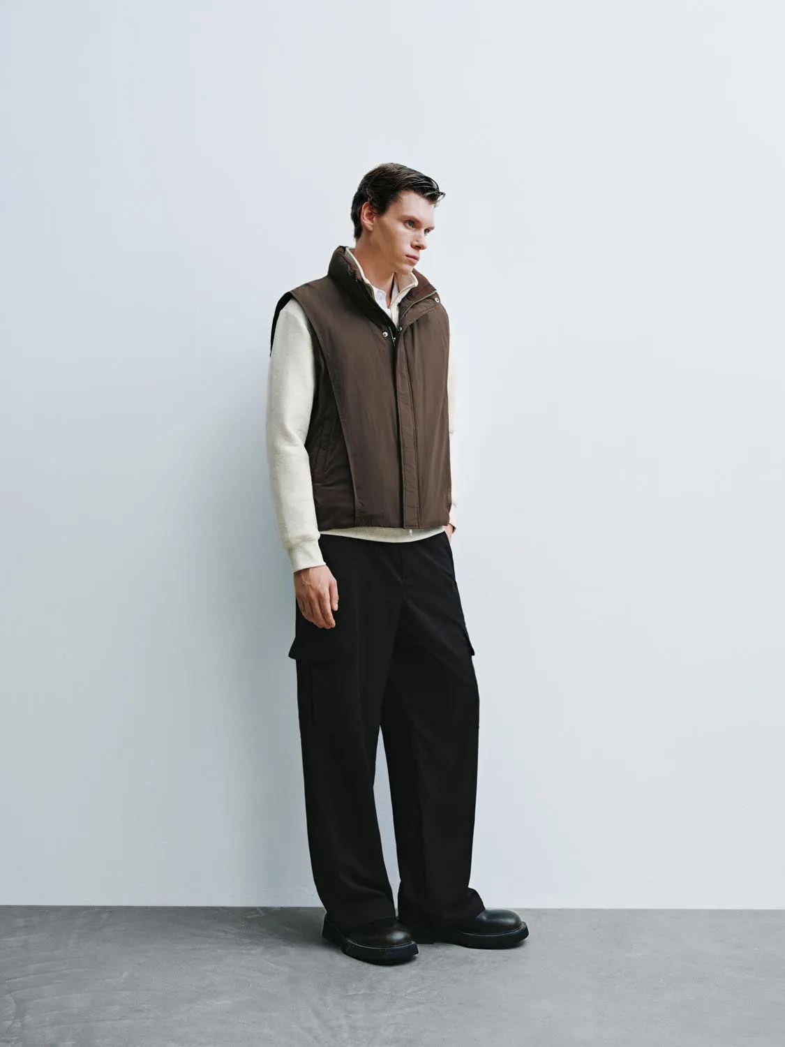 High Neck Padded Puffer Vest sold by Urban Revivo product image thumbnail 4