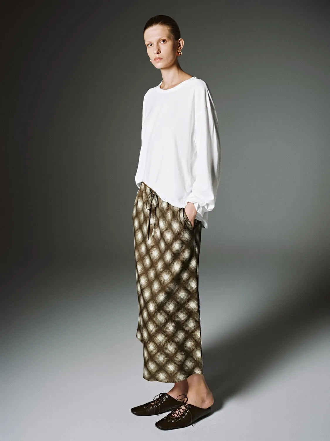 Crew Neck Long Sleeve T-Shirts sold by Urban Revivo product image thumbnail 5