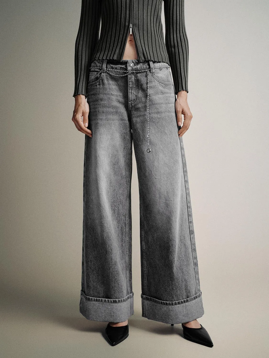 Pull On Wide Leg Jeans sold by Urban Revivo