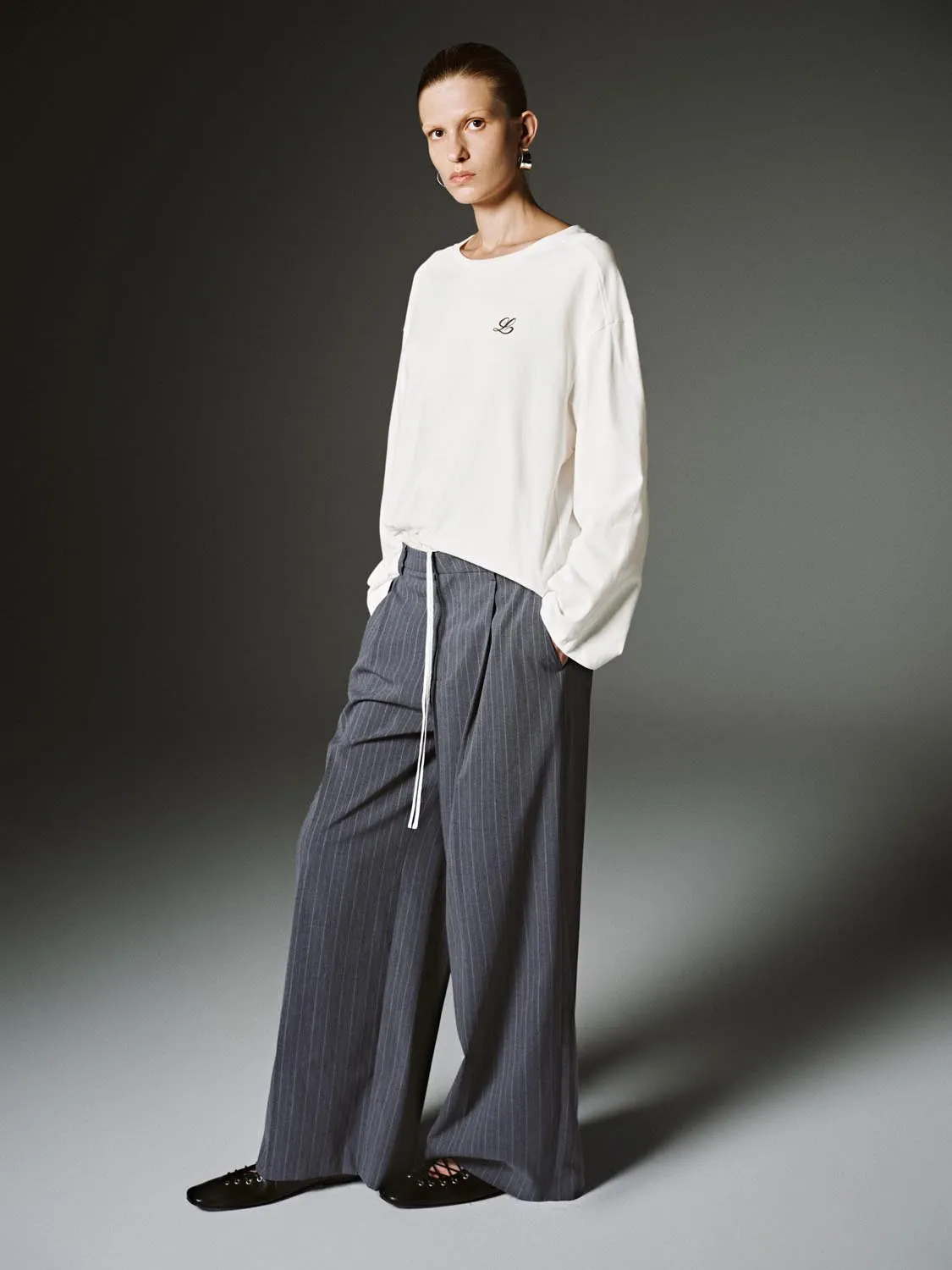 Crew Neck Long Sleeve T-Shirts sold by Urban Revivo product image thumbnail 5