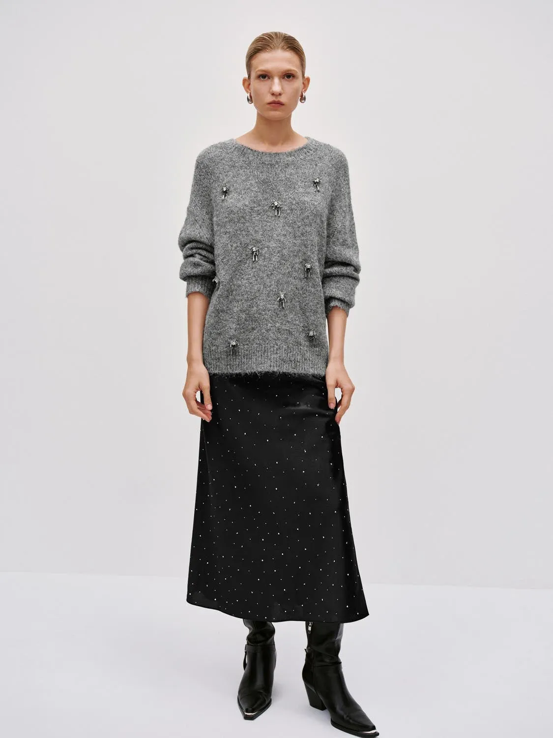 Embellished Long Sleeve Knitted T-Shirts sold by Urban Revivo product image thumbnail 5