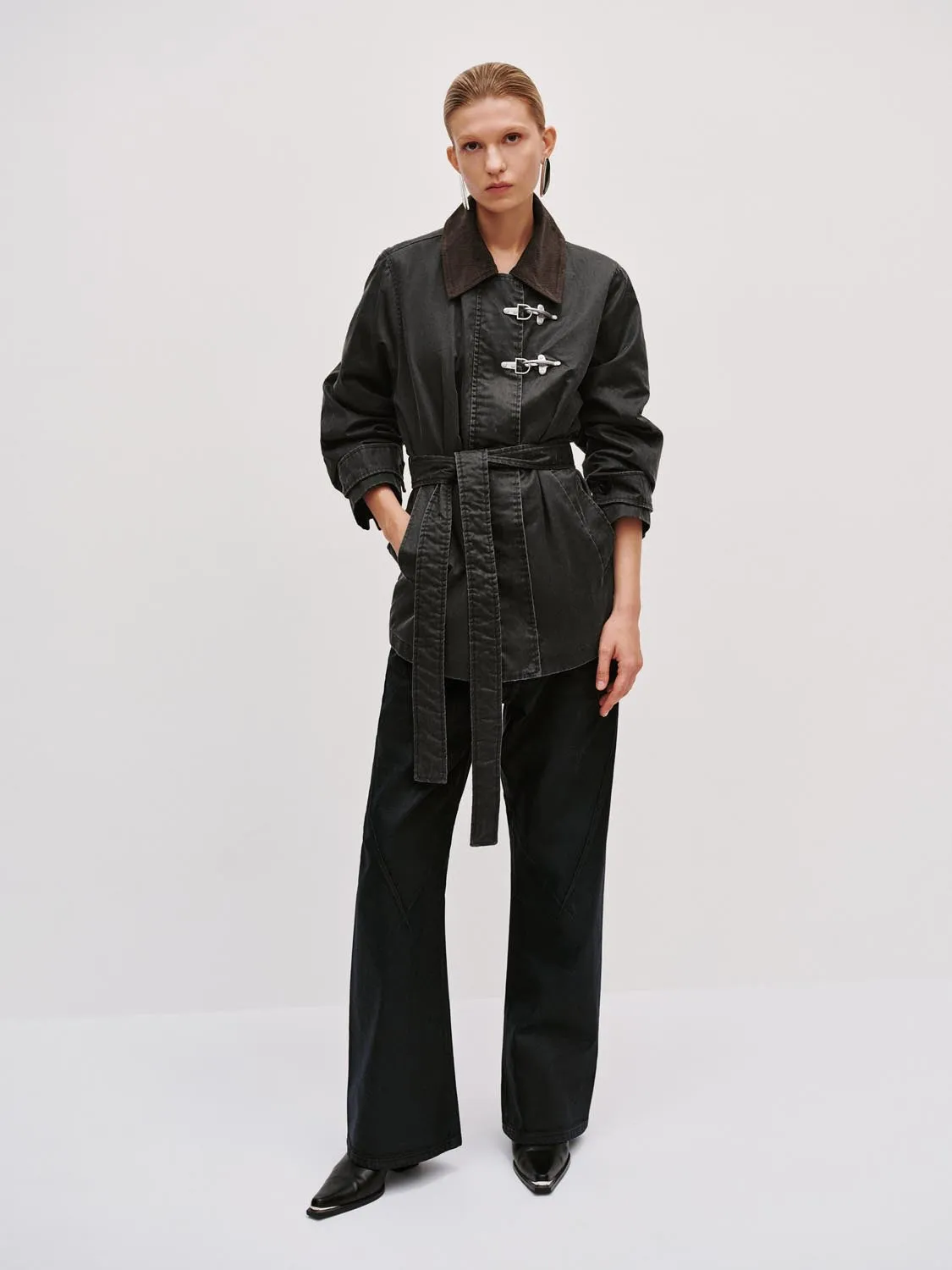 Contrast Collar Belted Padded Jackets sold by Urban Revivo product image thumbnail 4