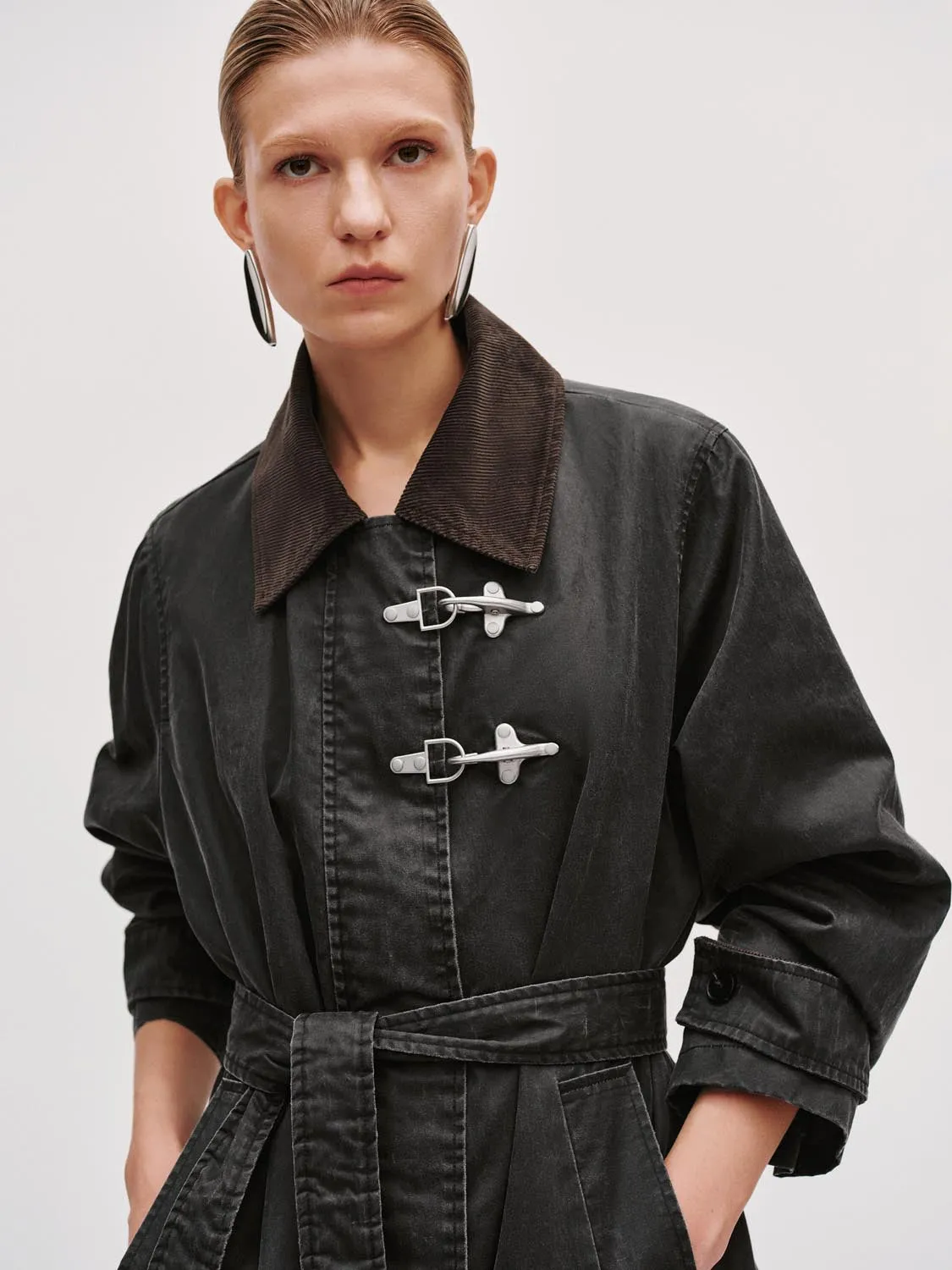 Contrast Collar Belted Padded Jackets sold by Urban Revivo product image thumbnail 3