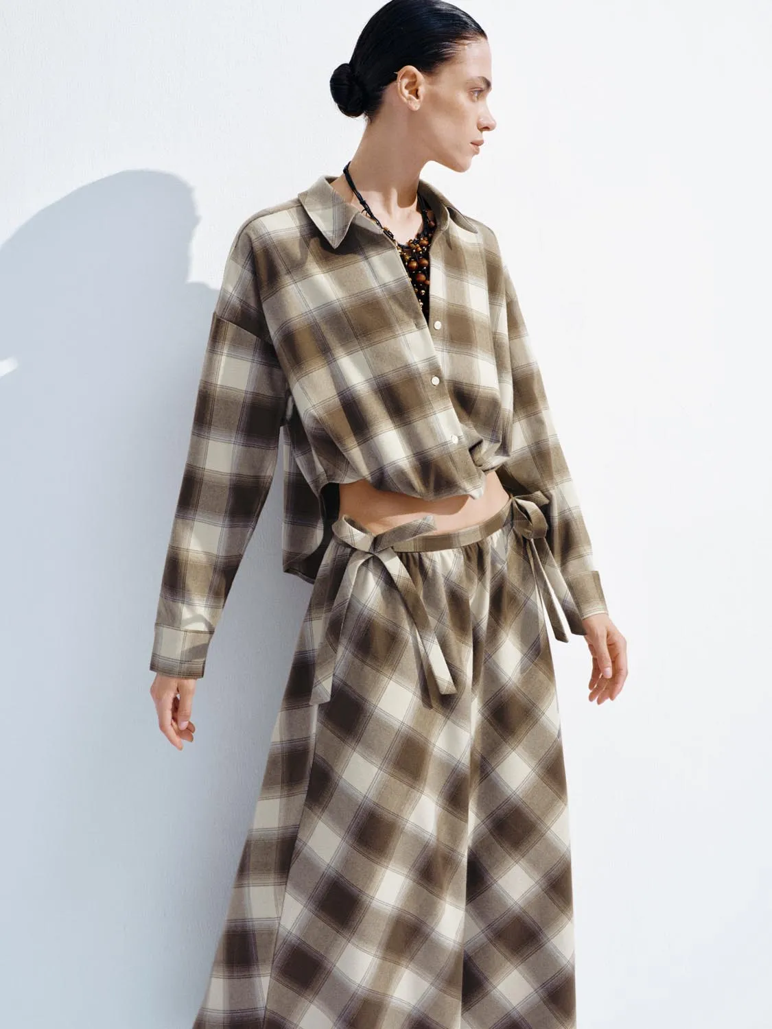 Cropped Contrast Check Shirts sold by Urban Revivo product image thumbnail 5