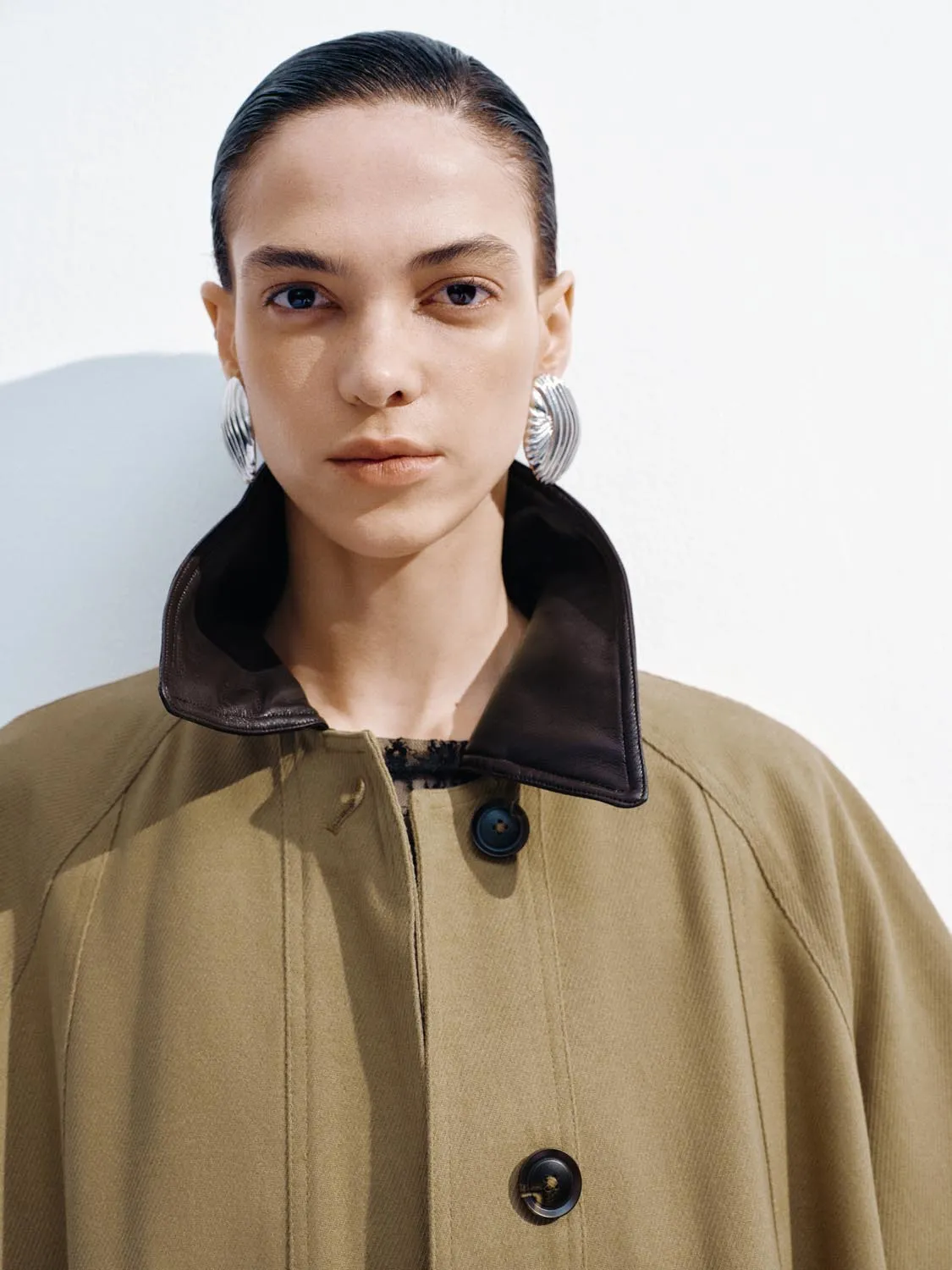 Contrast Collar Oversize Coats sold by Urban Revivo product image thumbnail 3