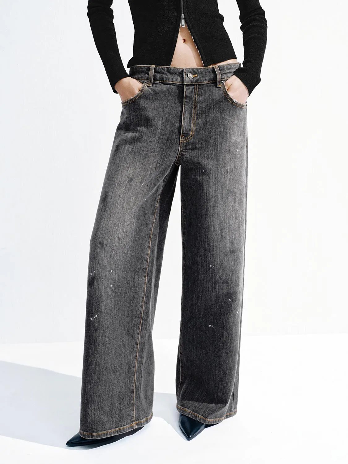 Gradient Wide Leg Jeans sold by Urban Revivo