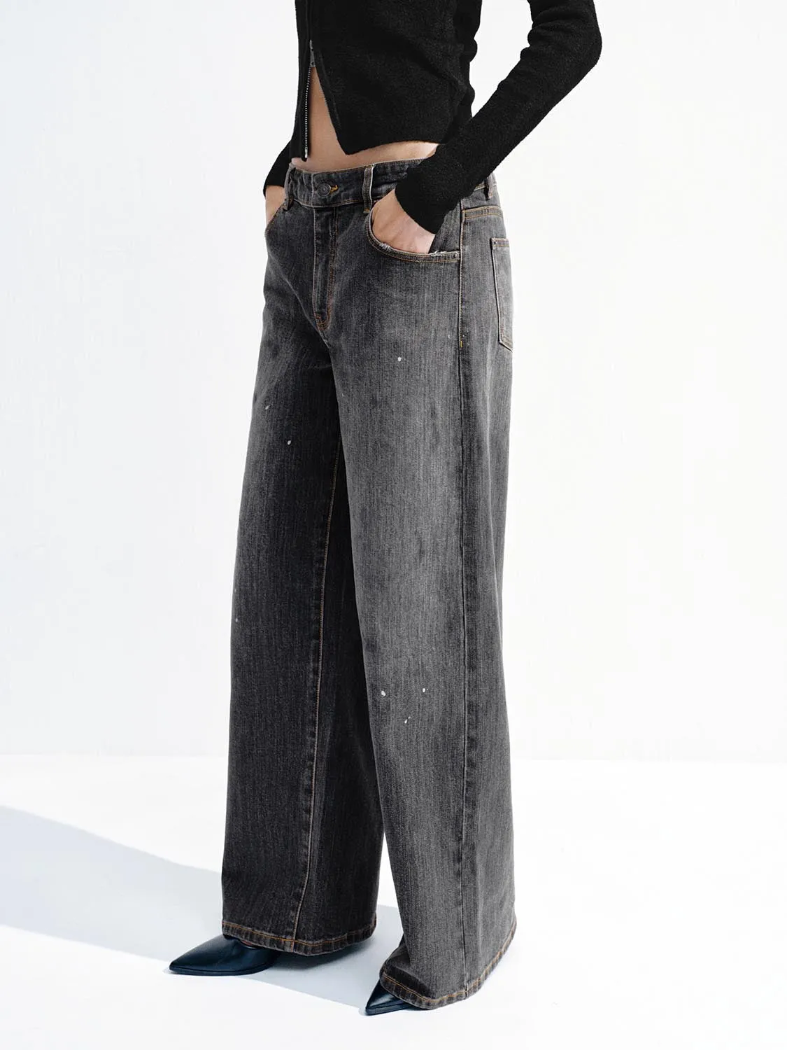 Gradient Wide Leg Jeans sold by Urban Revivo product image thumbnail 3