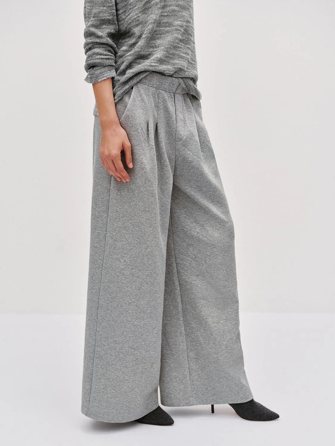 Pleated Wide Leg Pants sold by Urban Revivo product image thumbnail 3