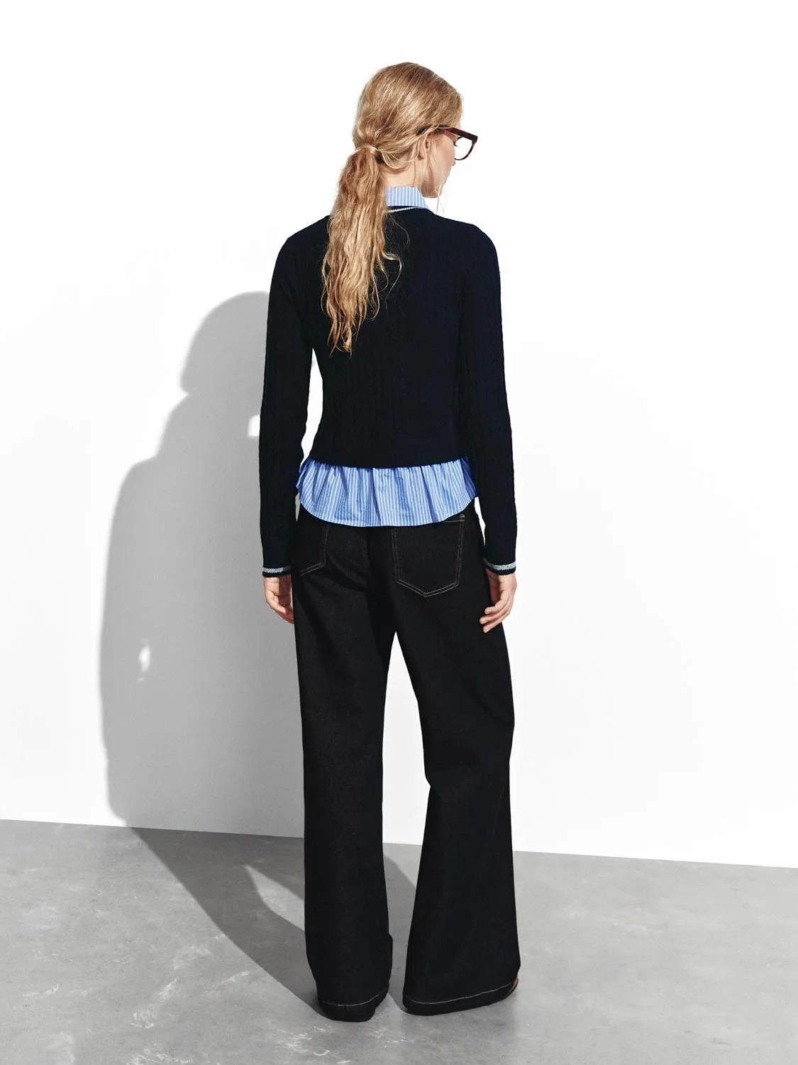 Drawstring Wide Leg Jeans sold by Urban Revivo product image thumbnail 4