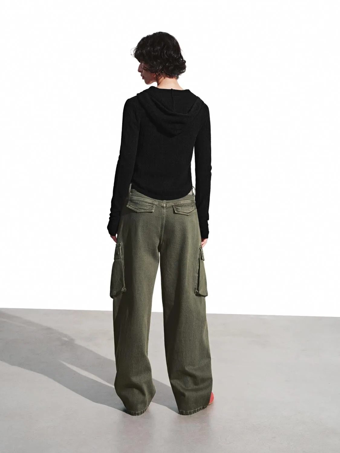 Flap Pockets Barrel Leg Jeans sold by Urban Revivo product image thumbnail 4