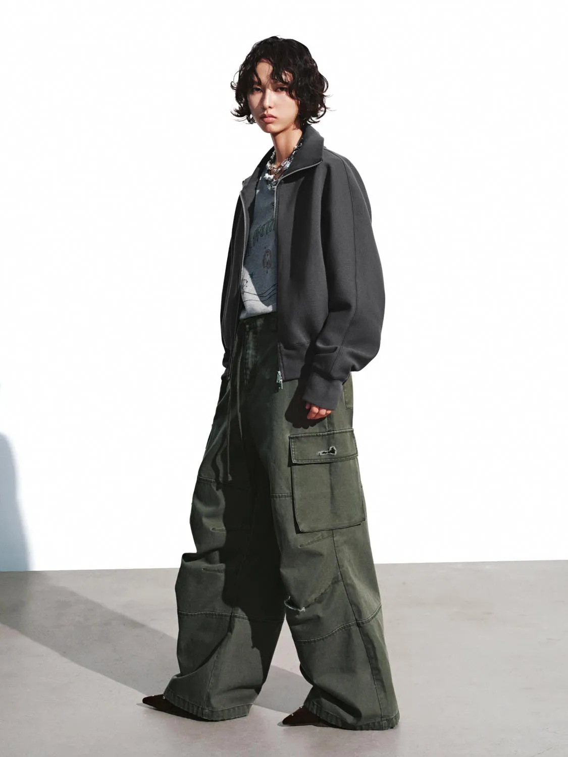 Funnel Neck Full Zip Bomber Jackets sold by Urban Revivo product image thumbnail 4