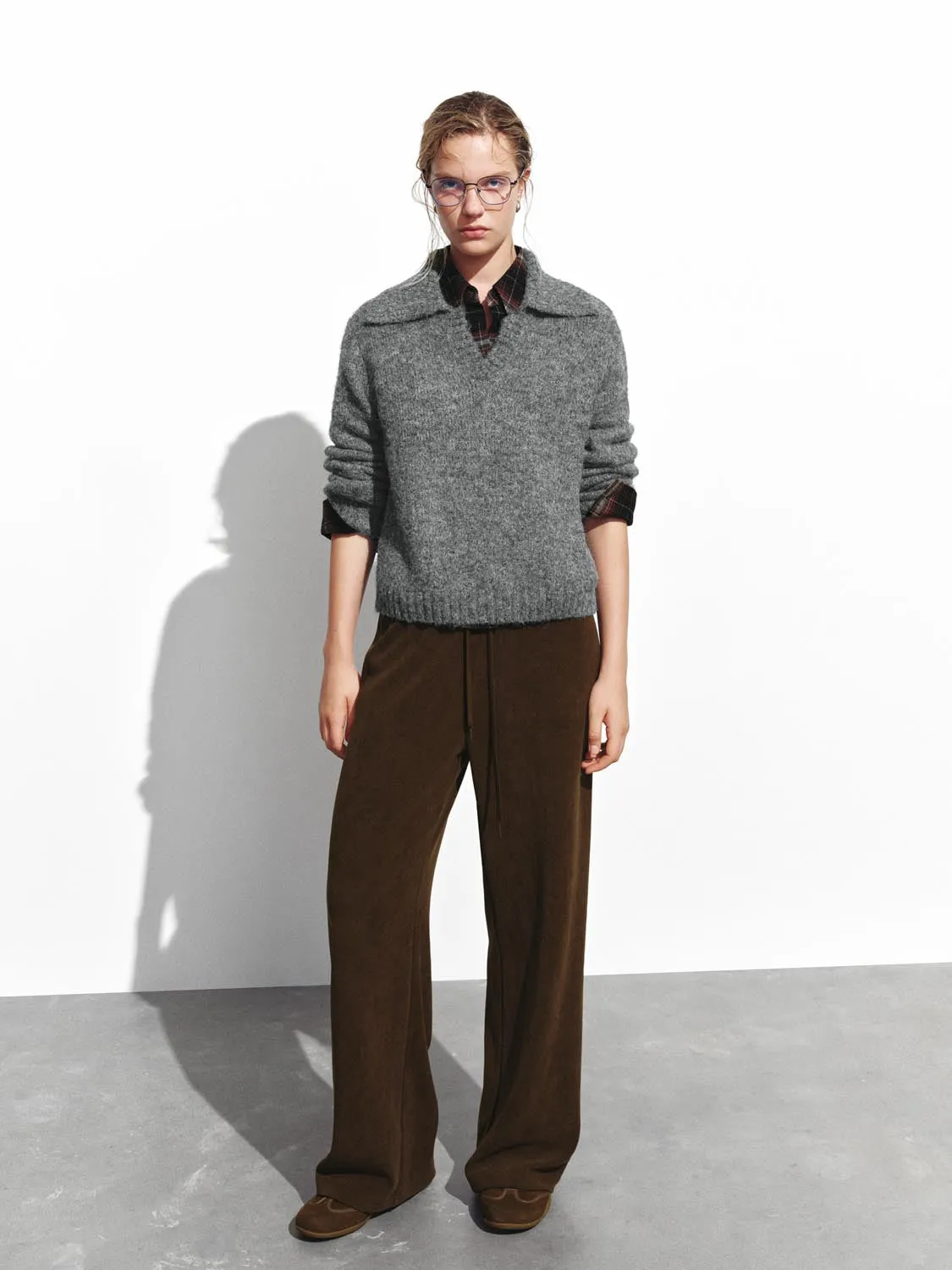 Large Collar Long Sleeve Knitted T-Shirts sold by Urban Revivo product image thumbnail 4