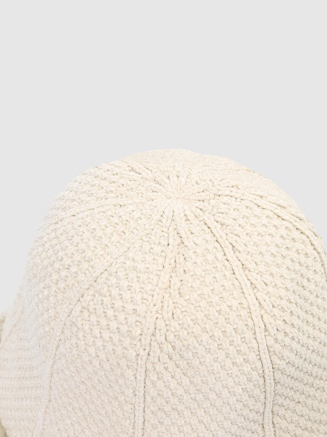 Faux Fur Knitted Bucket Hats sold by Urban Revivo product image thumbnail 4