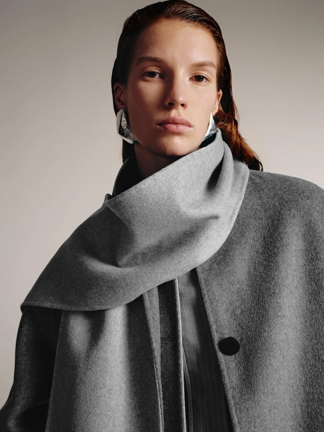 Wool Blend Oversize Scarf Trench Coats sold by Urban Revivo product image thumbnail 3