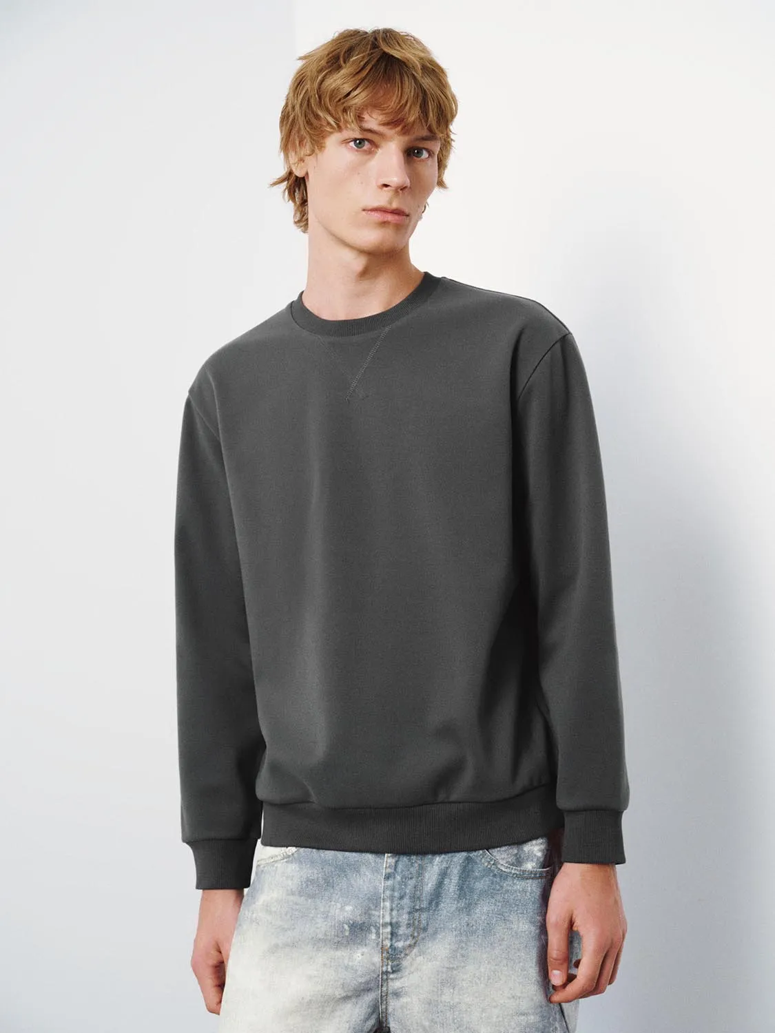 Crew Neck Sweatshirts sold by Urban Revivo