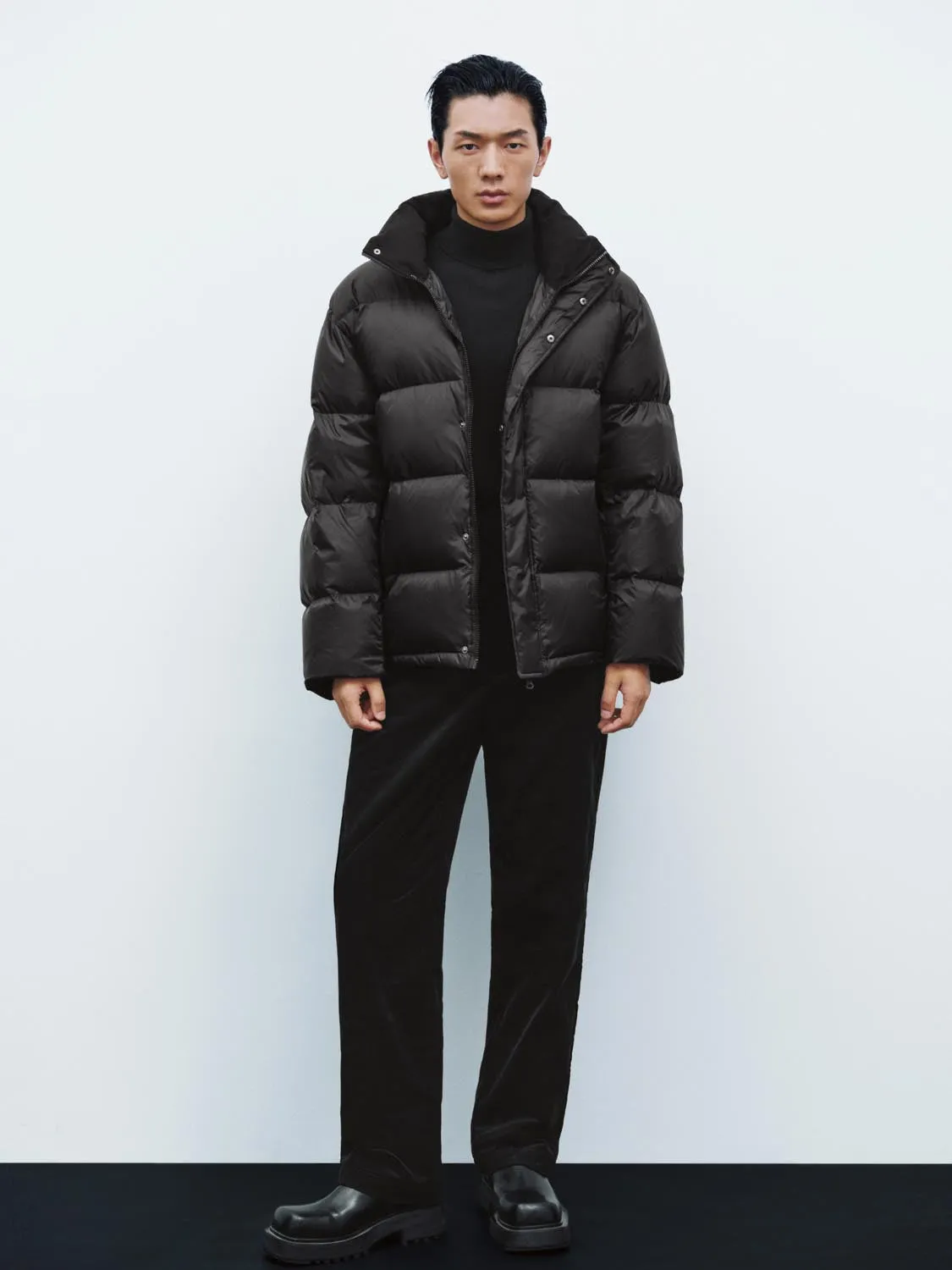 High Neck Puffer Down Jackets sold by Urban Revivo product image thumbnail 4