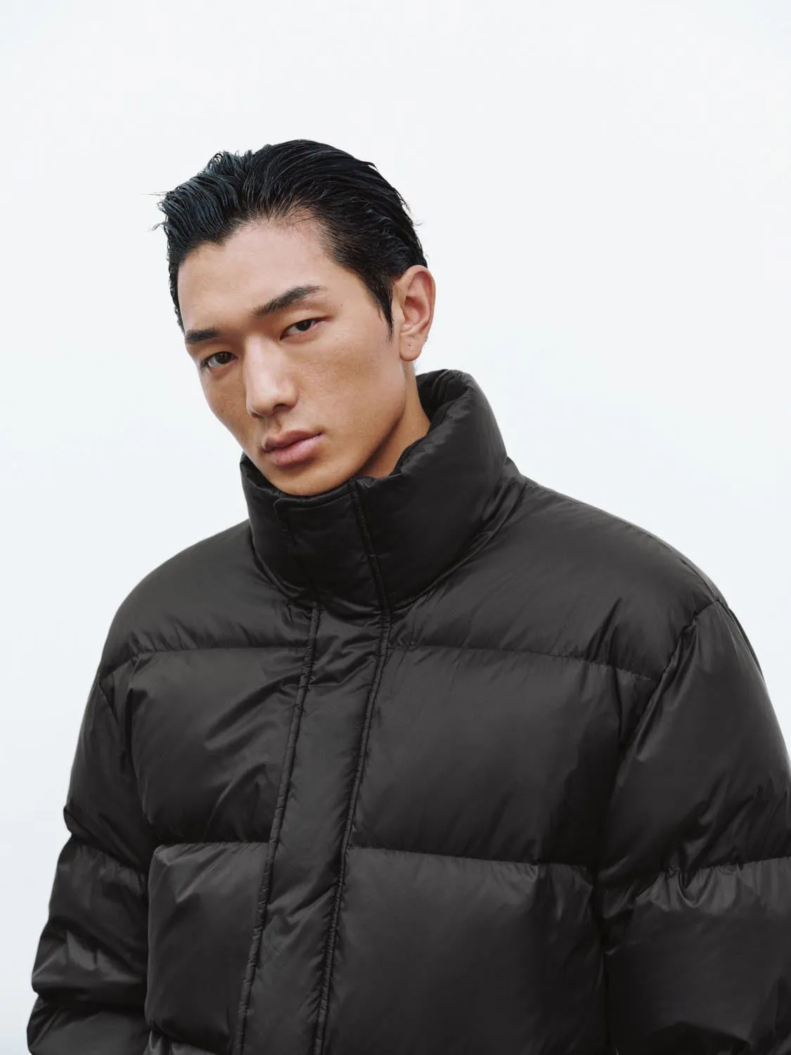 High Neck Puffer Down Jackets sold by Urban Revivo product image thumbnail 3