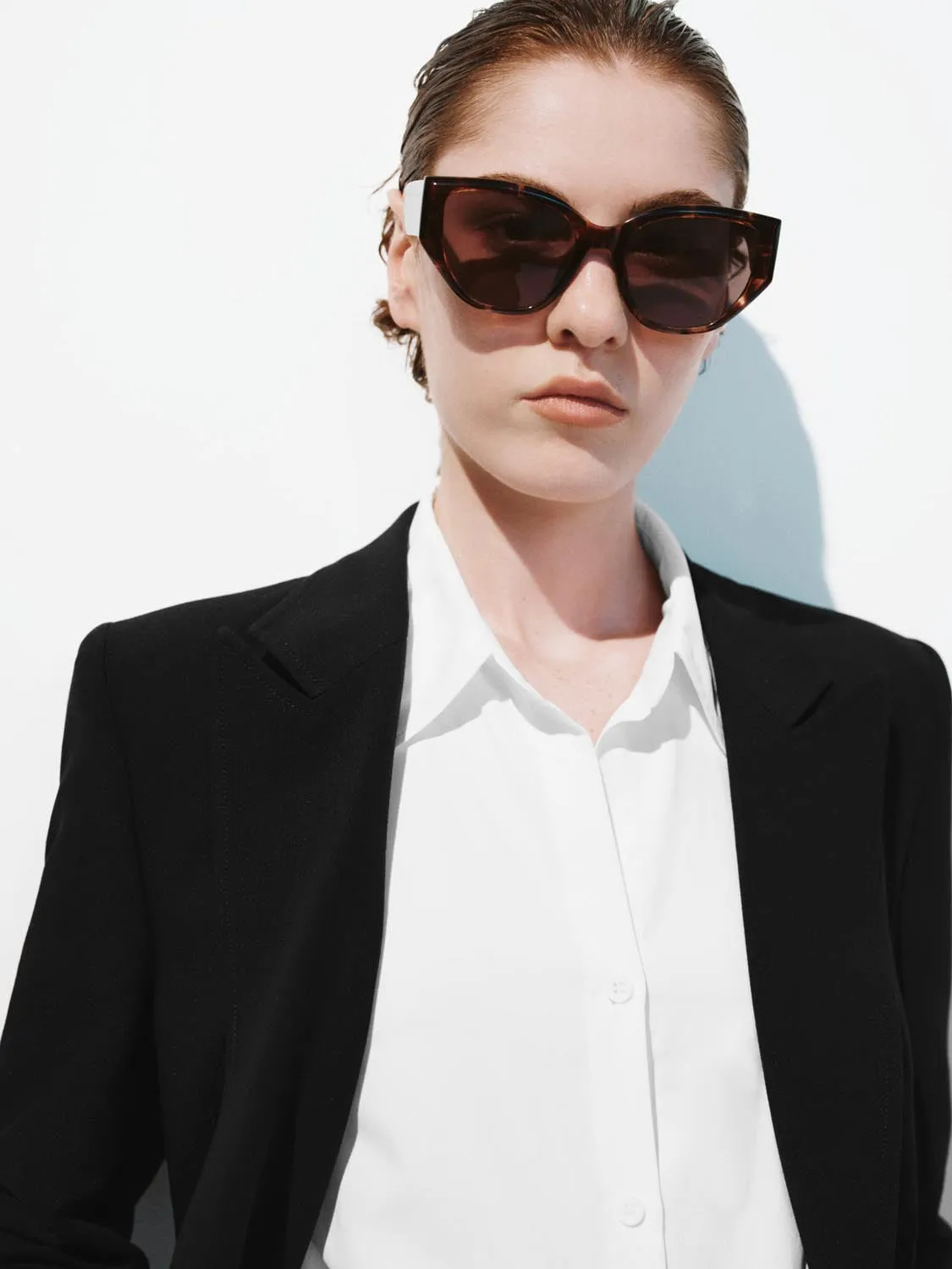 Tailored Cinch Waist Blazers sold by Urban Revivo product image thumbnail 3