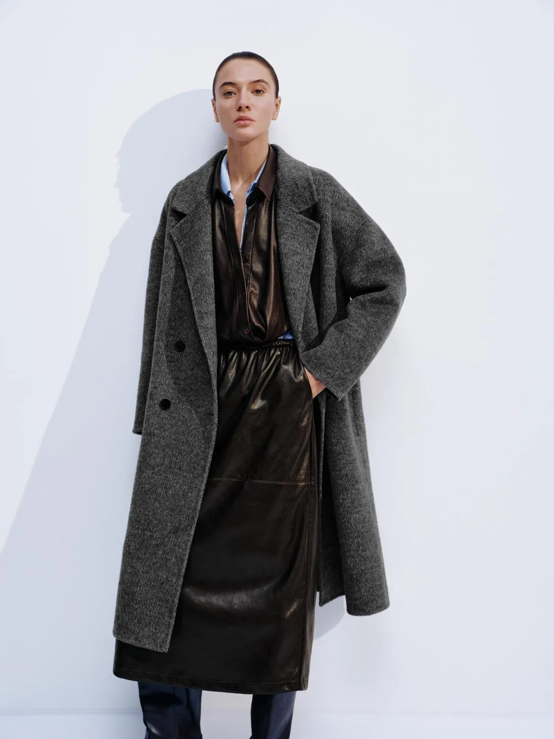 Wool Blend Double Breasted Coats sold by Urban Revivo product image thumbnail 5