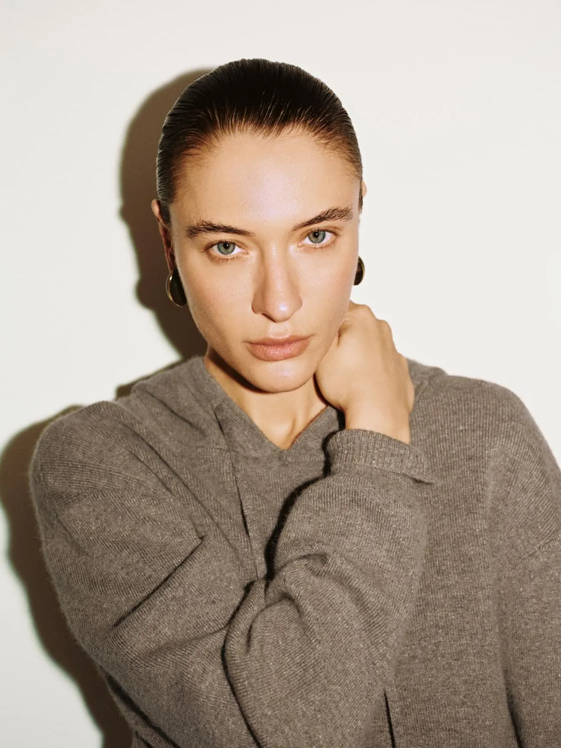 Hooded Long Sleeve Knitted T-Shirts sold by Urban Revivo product image thumbnail 3