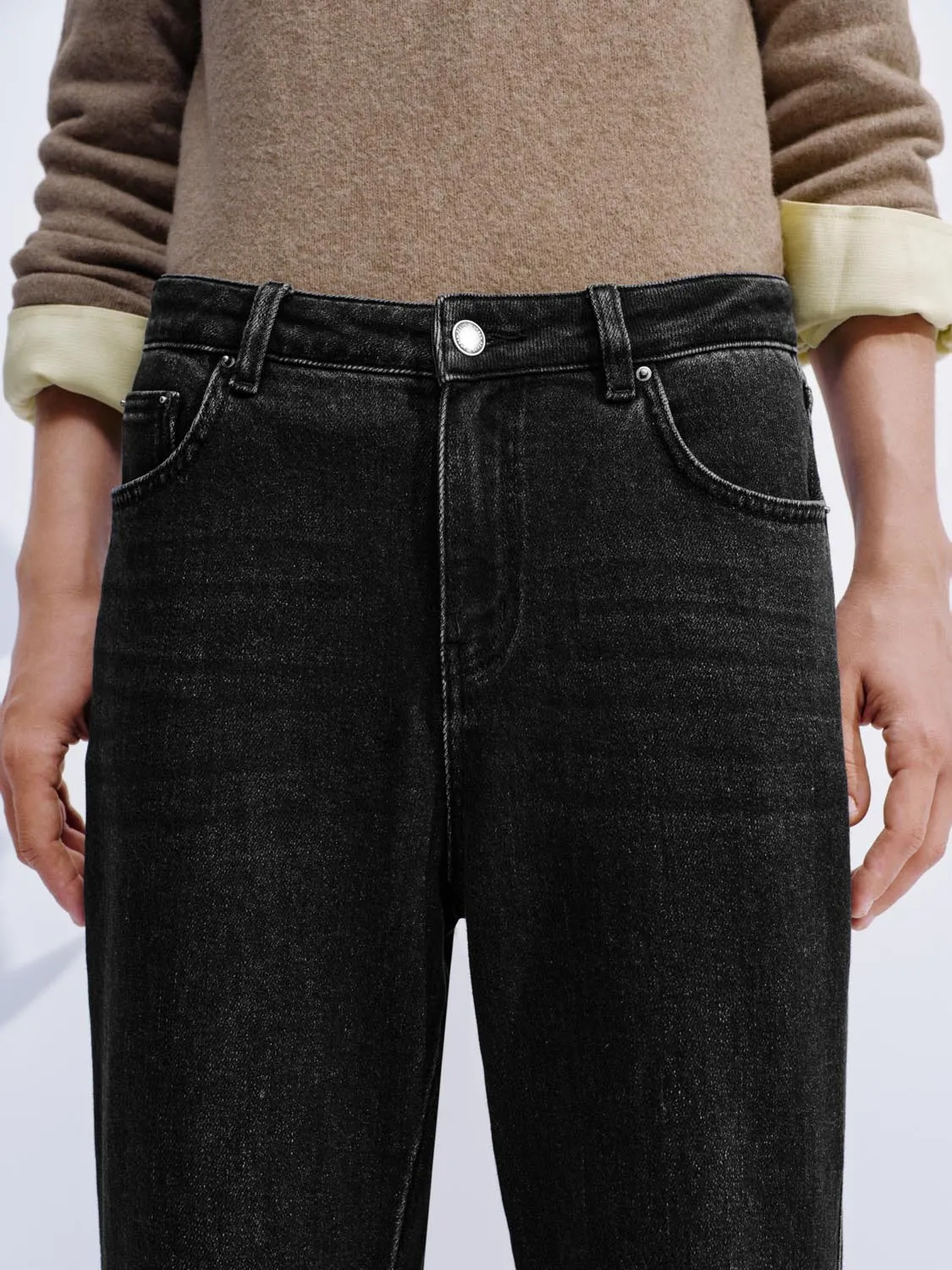 Flare Leg Jeans sold by Urban Revivo product image thumbnail 5