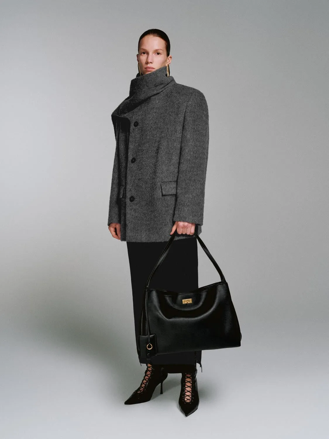 High Neck Thick Scarf Jackets sold by Urban Revivo product image thumbnail 4