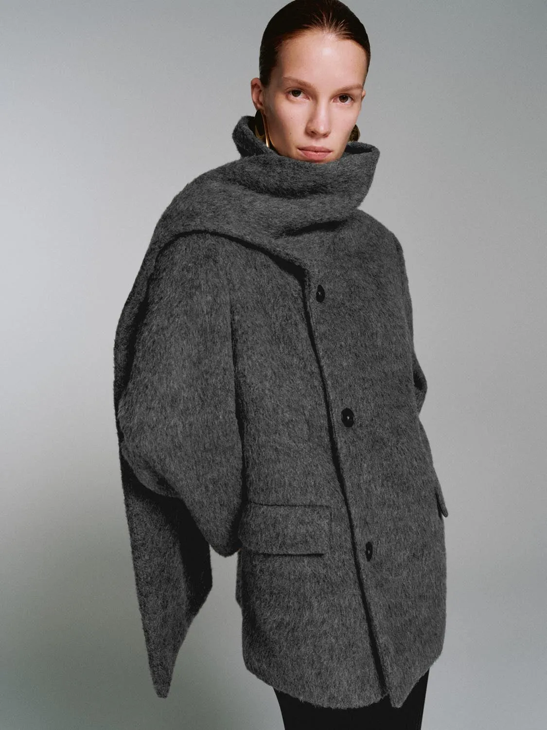 High Neck Thick Scarf Jackets sold by Urban Revivo product image thumbnail 2