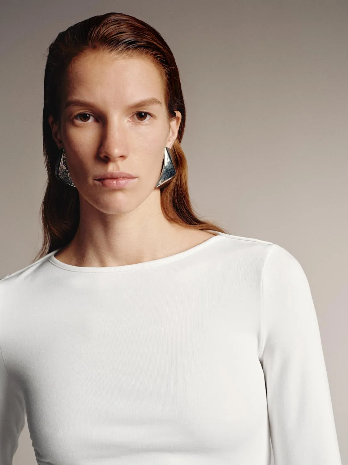 Ruched Long Flare Sleeve T-Shirts sold by Urban Revivo product image thumbnail 3