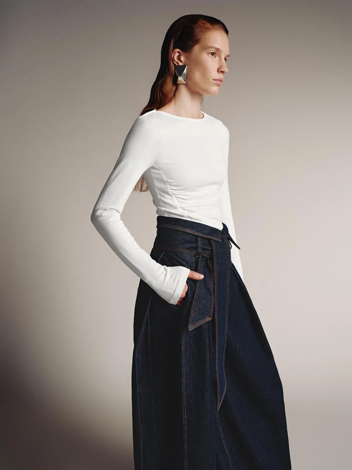 Ruched Long Flare Sleeve T-Shirts sold by Urban Revivo product image thumbnail 2