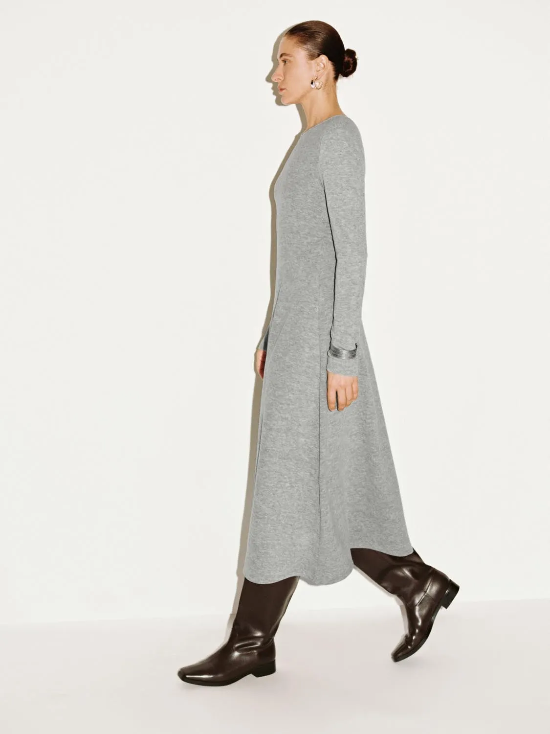 Long Sleeve A-Line Midi Dresses sold by Urban Revivo product image thumbnail 4