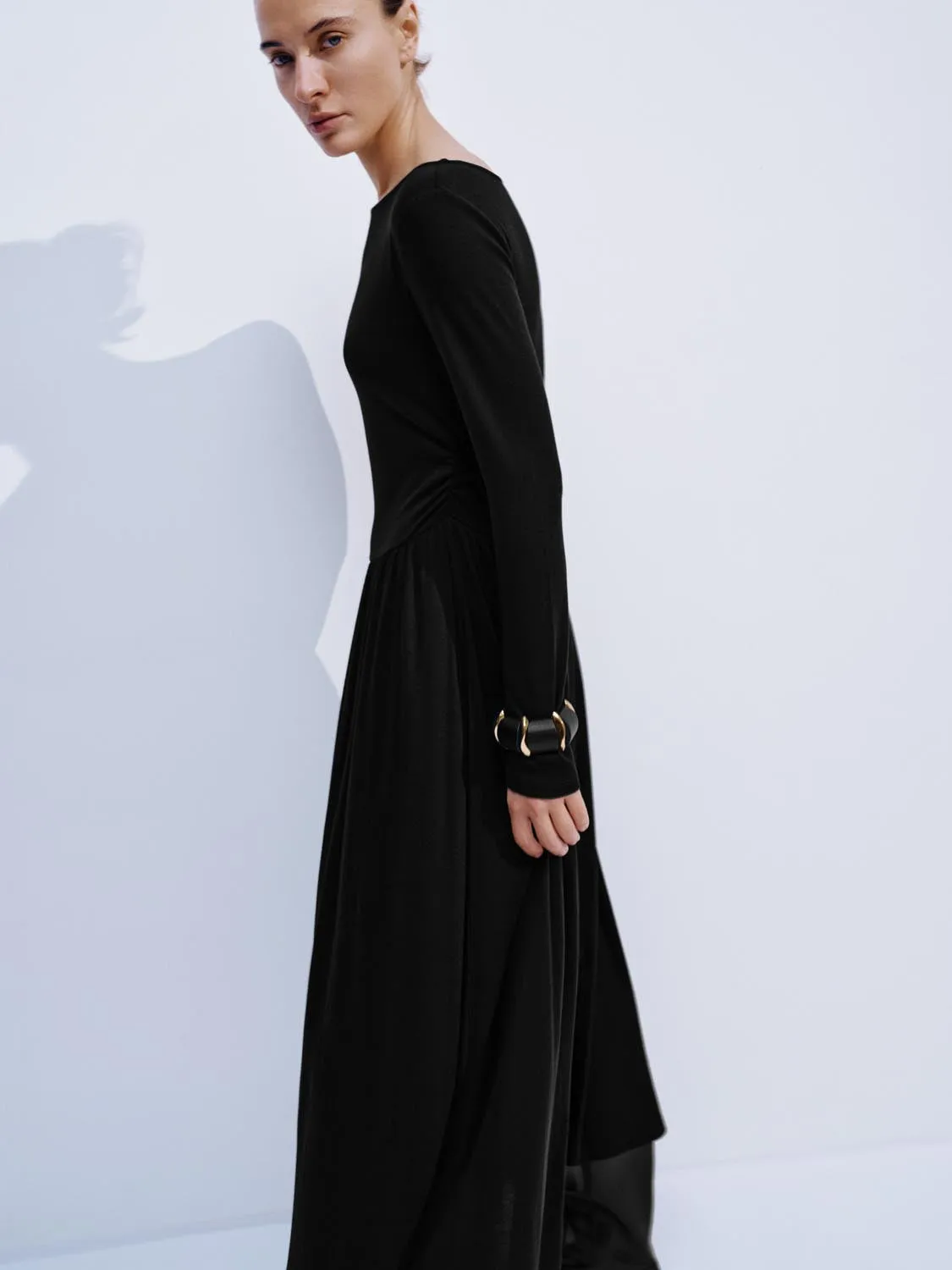 Ruched Long Sleeve Midi Dresses sold by Urban Revivo product image thumbnail 2