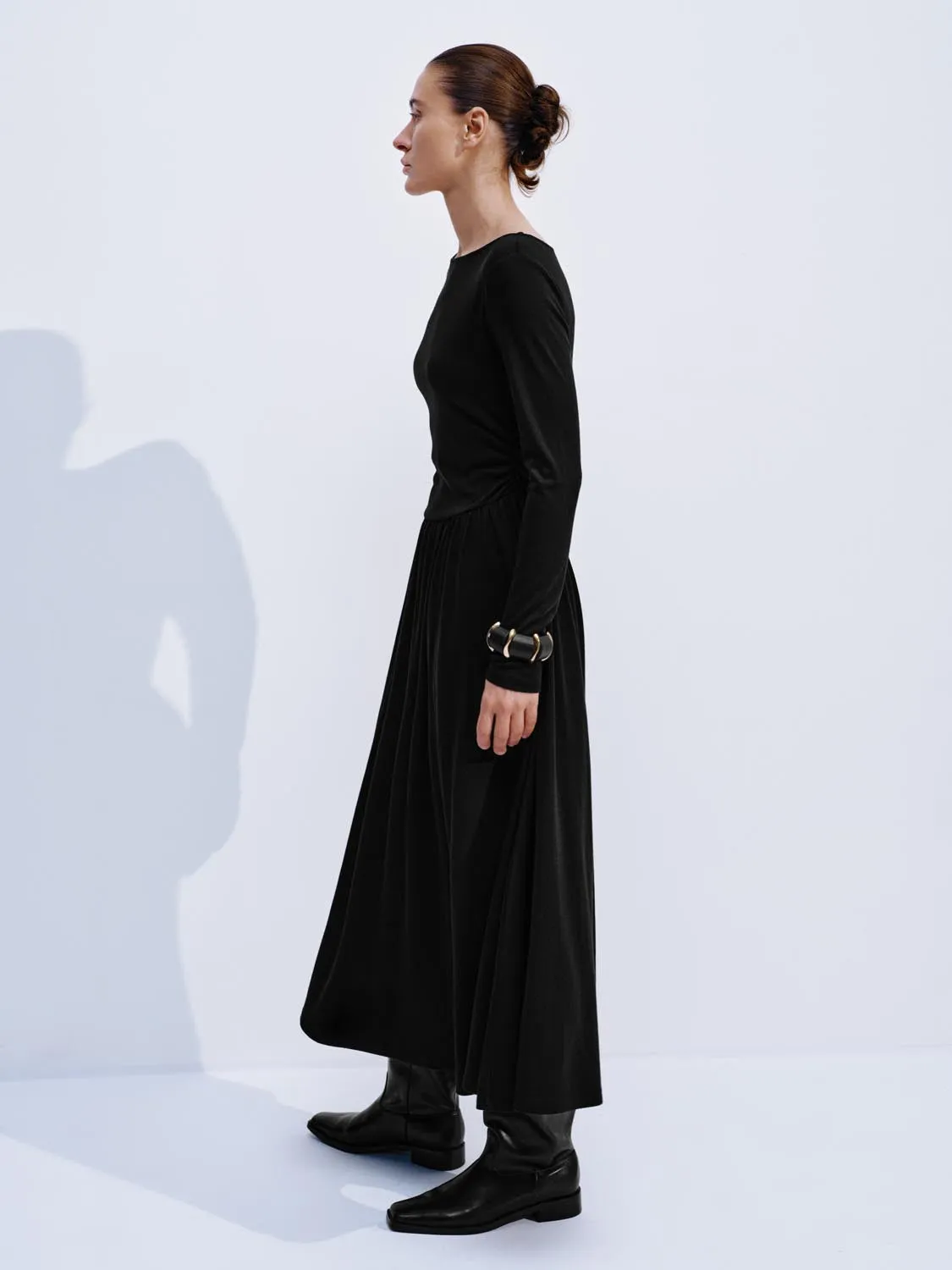 Ruched Long Sleeve Midi Dresses sold by Urban Revivo product image thumbnail 4