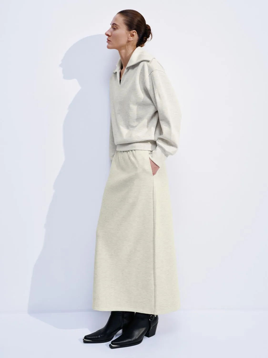 V-Neck Large Collar Sweatshirts sold by Urban Revivo product image thumbnail 5