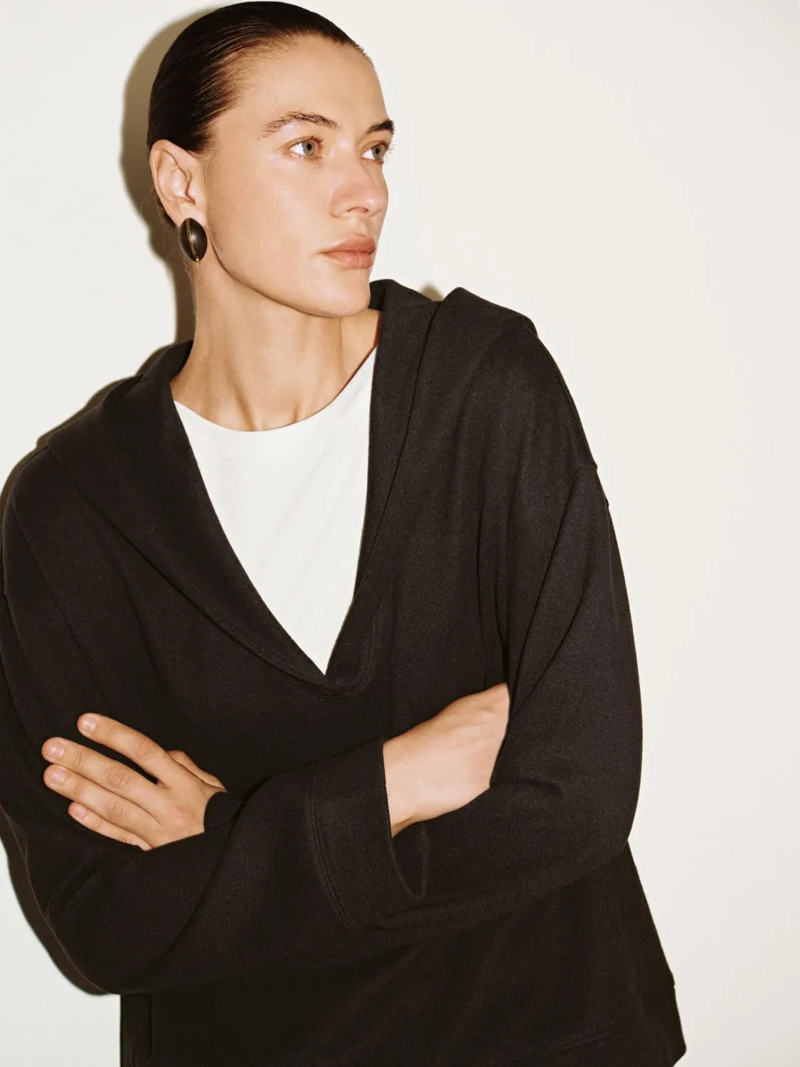 V-Neck Hooded Sweatshirts sold by Urban Revivo product image thumbnail 3