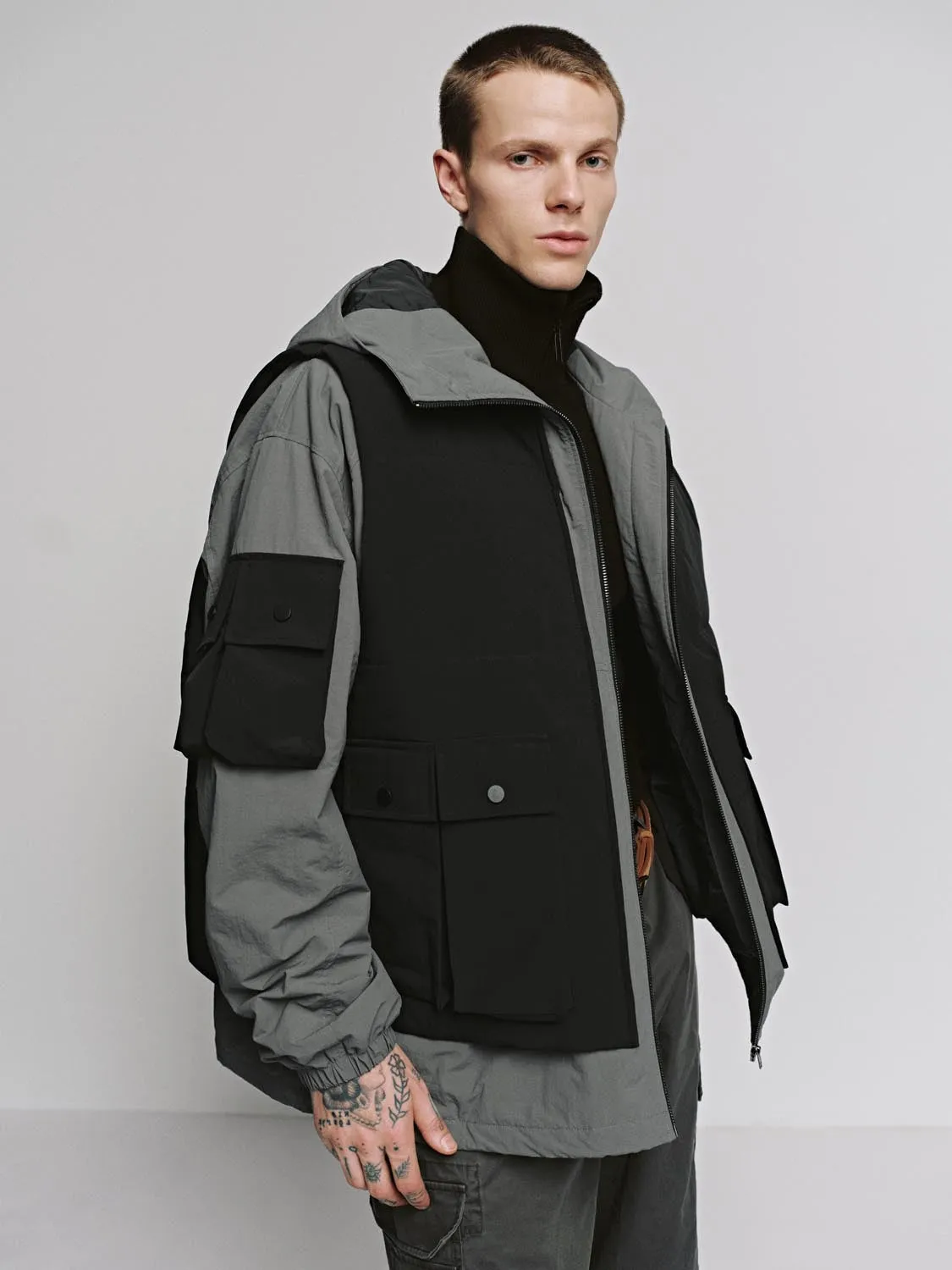 2 In 1 Contrast Padded Jackets sold by Urban Revivo product image thumbnail 2