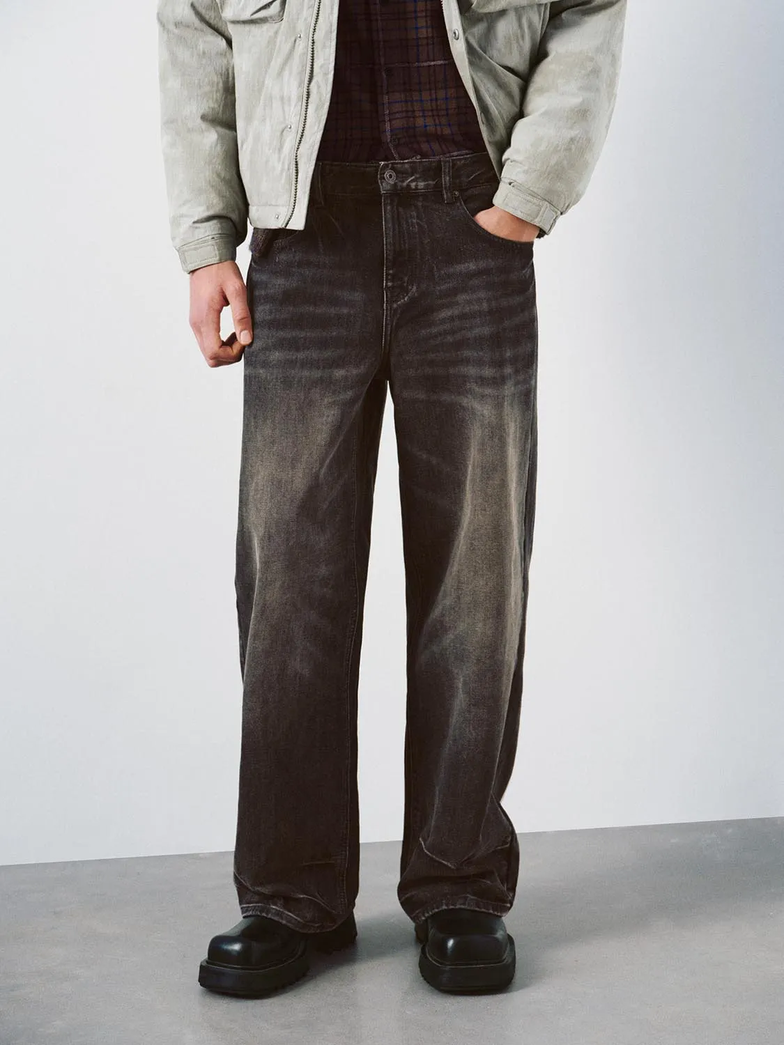 Gradient Wide Leg Jeans sold by Urban Revivo