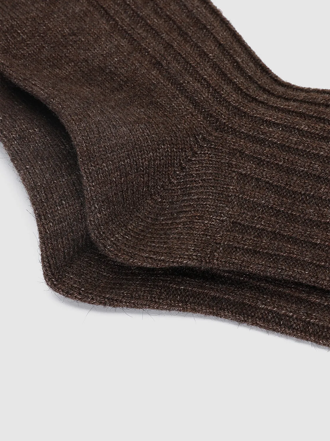 Contrast Fluffy Hem Ribbed Socks sold by Urban Revivo product image thumbnail 5