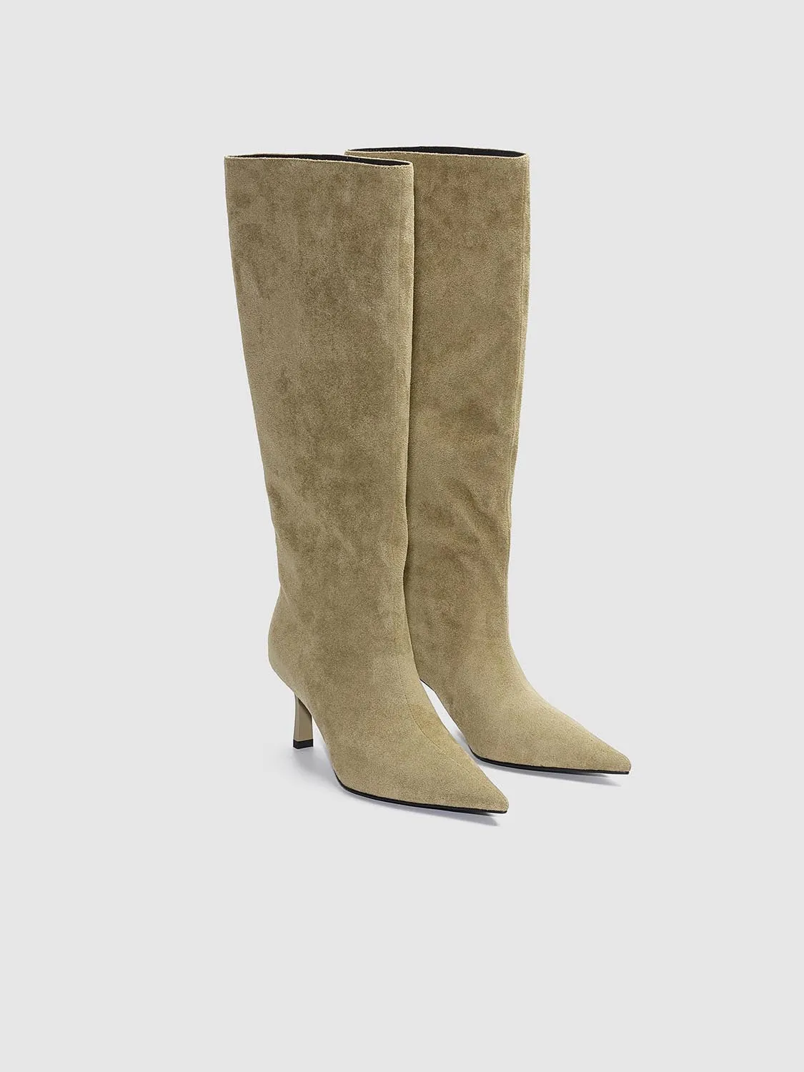 Heeled Knee Boots sold by Urban Revivo
