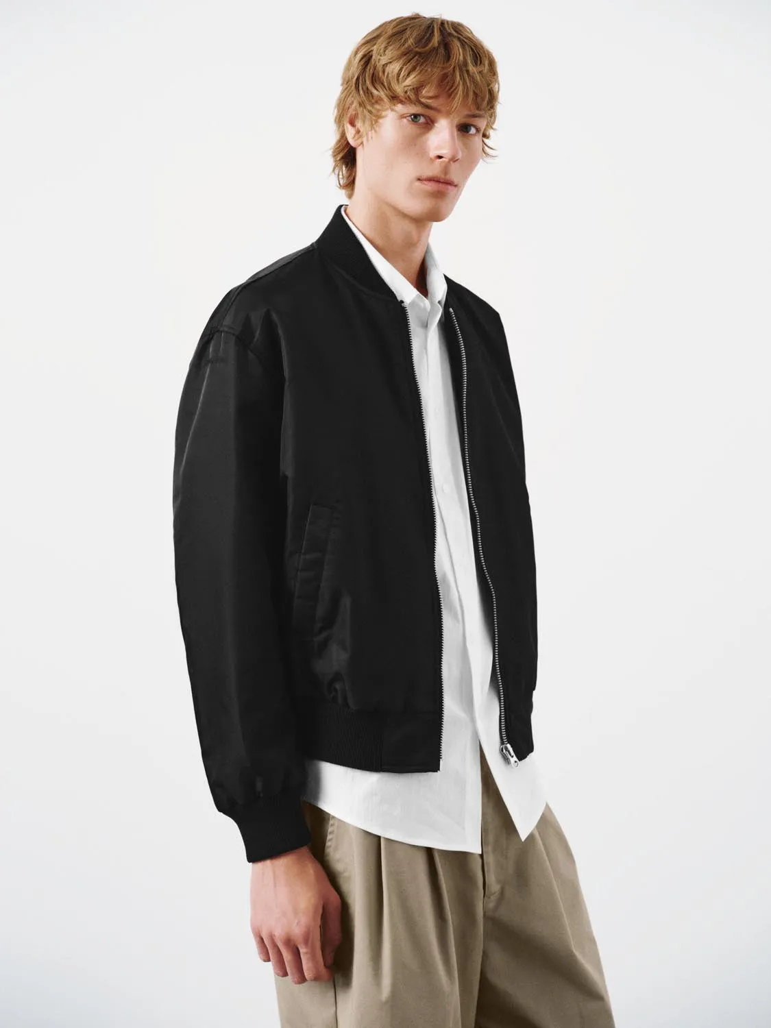 Oversize Padded Bomber Jackets sold by Urban Revivo product image thumbnail 2