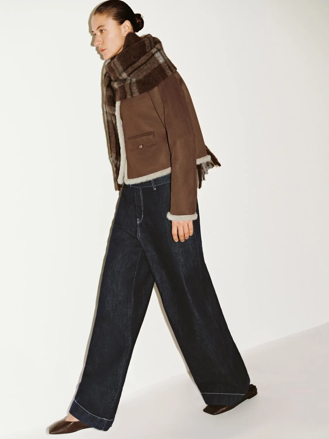 Flap Pocket Fluffy Hem Tailored Jackets sold by Urban Revivo product image thumbnail 2