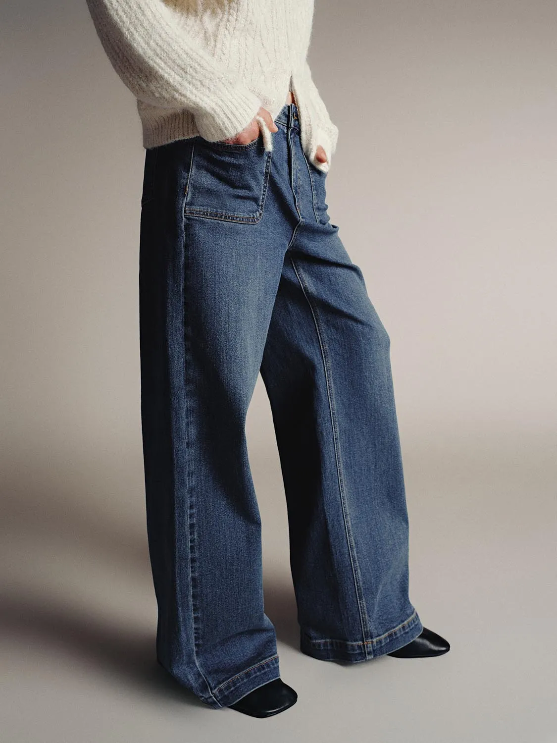 Wide Leg Jeans sold by Urban Revivo product image thumbnail 3