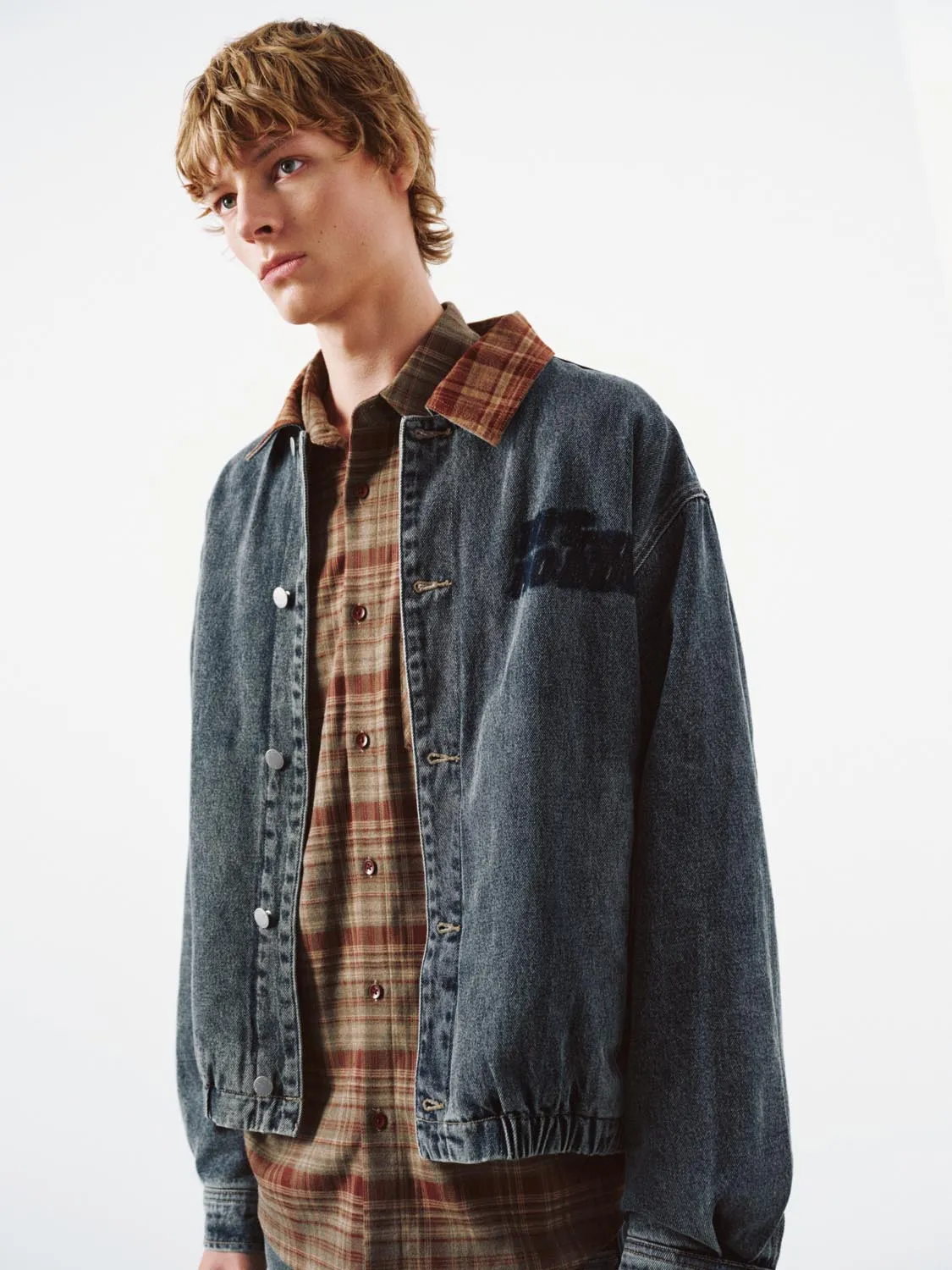 Contrast Plaid Collared Trucker Jackets sold by Urban Revivo product image thumbnail 2