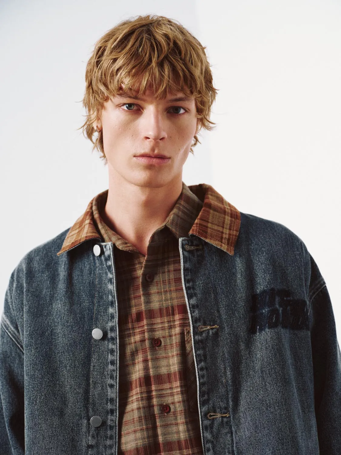 Contrast Plaid Collared Trucker Jackets sold by Urban Revivo product image thumbnail 3