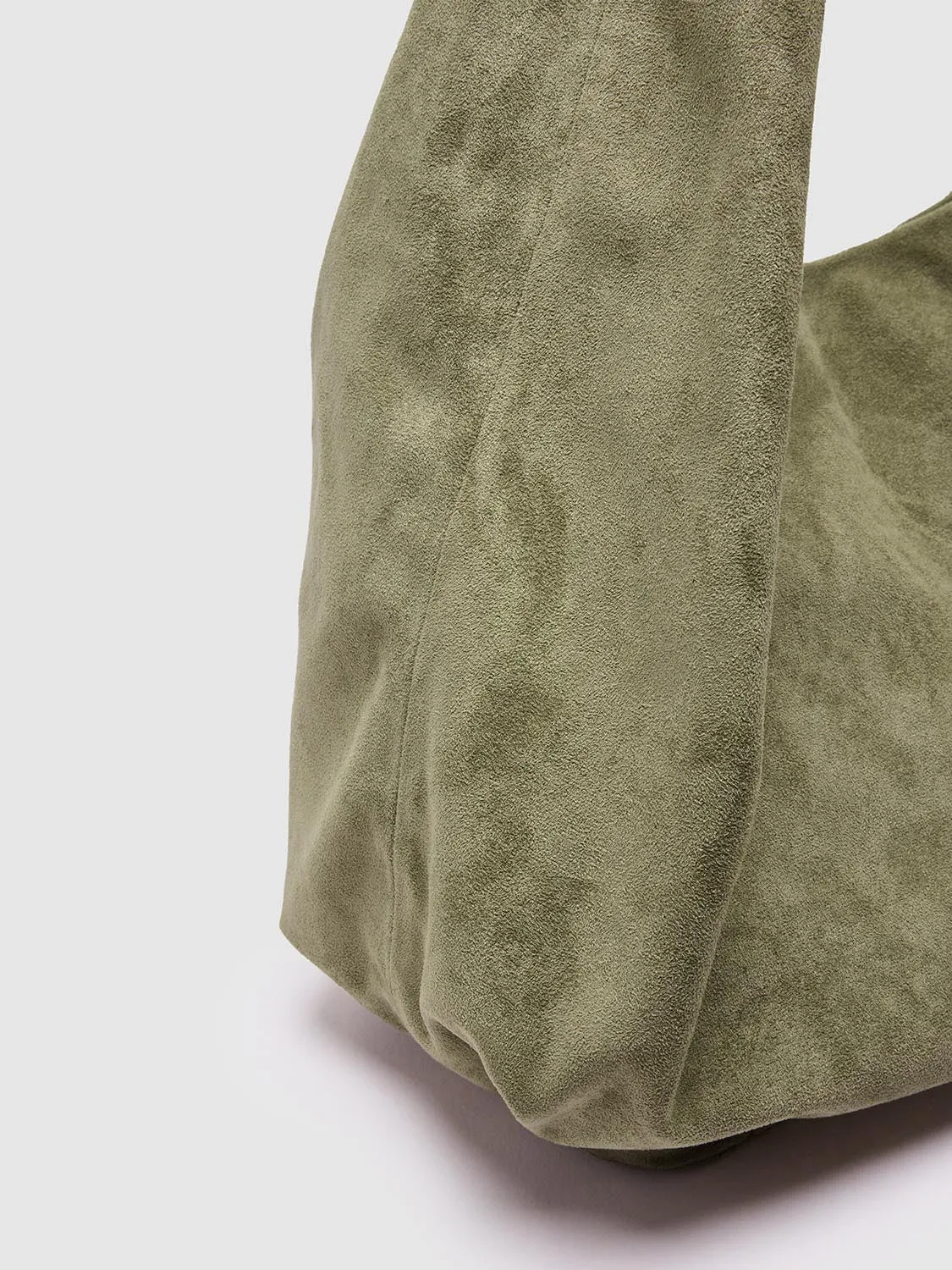 Oversize Shoulder Bags sold by Urban Revivo product image thumbnail 5