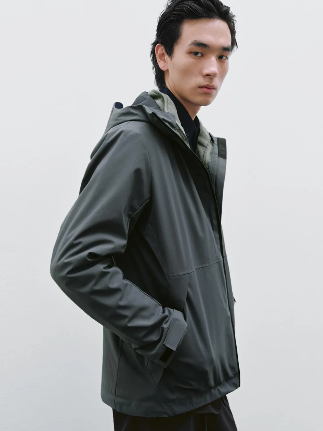 Hooded Full Zip Track Jackets sold by Urban Revivo product image thumbnail 2