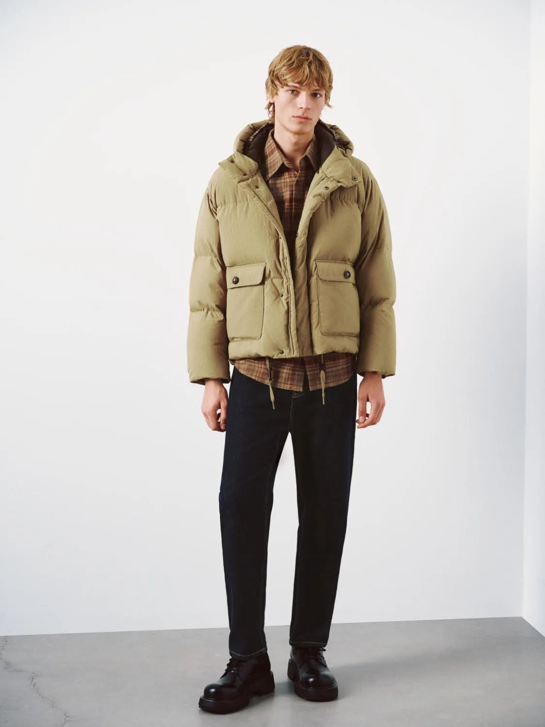 Flap Pockets Hooded Down Jackets sold by Urban Revivo product image thumbnail 4