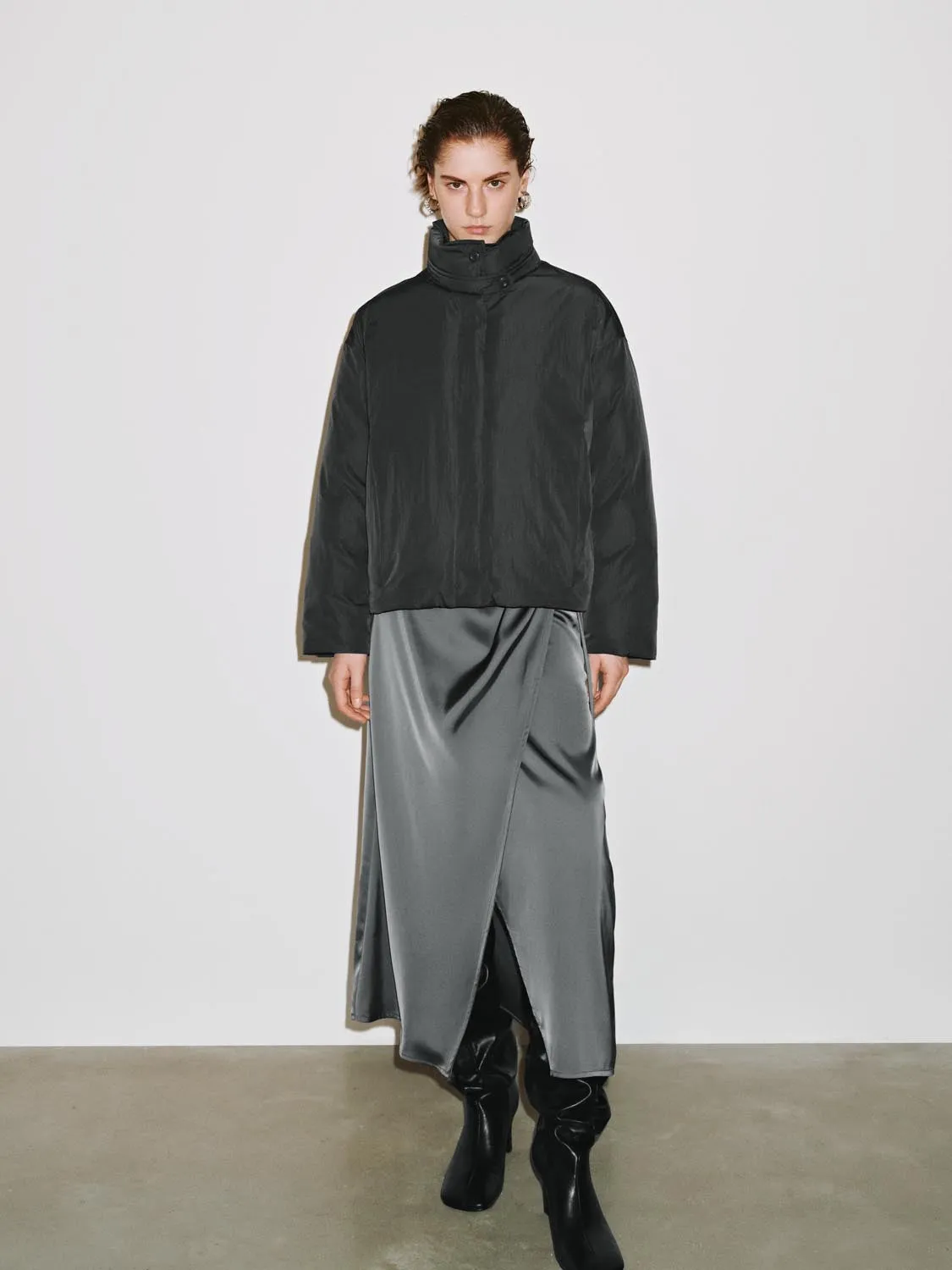 High Neck Down Jackets sold by Urban Revivo product image thumbnail 4