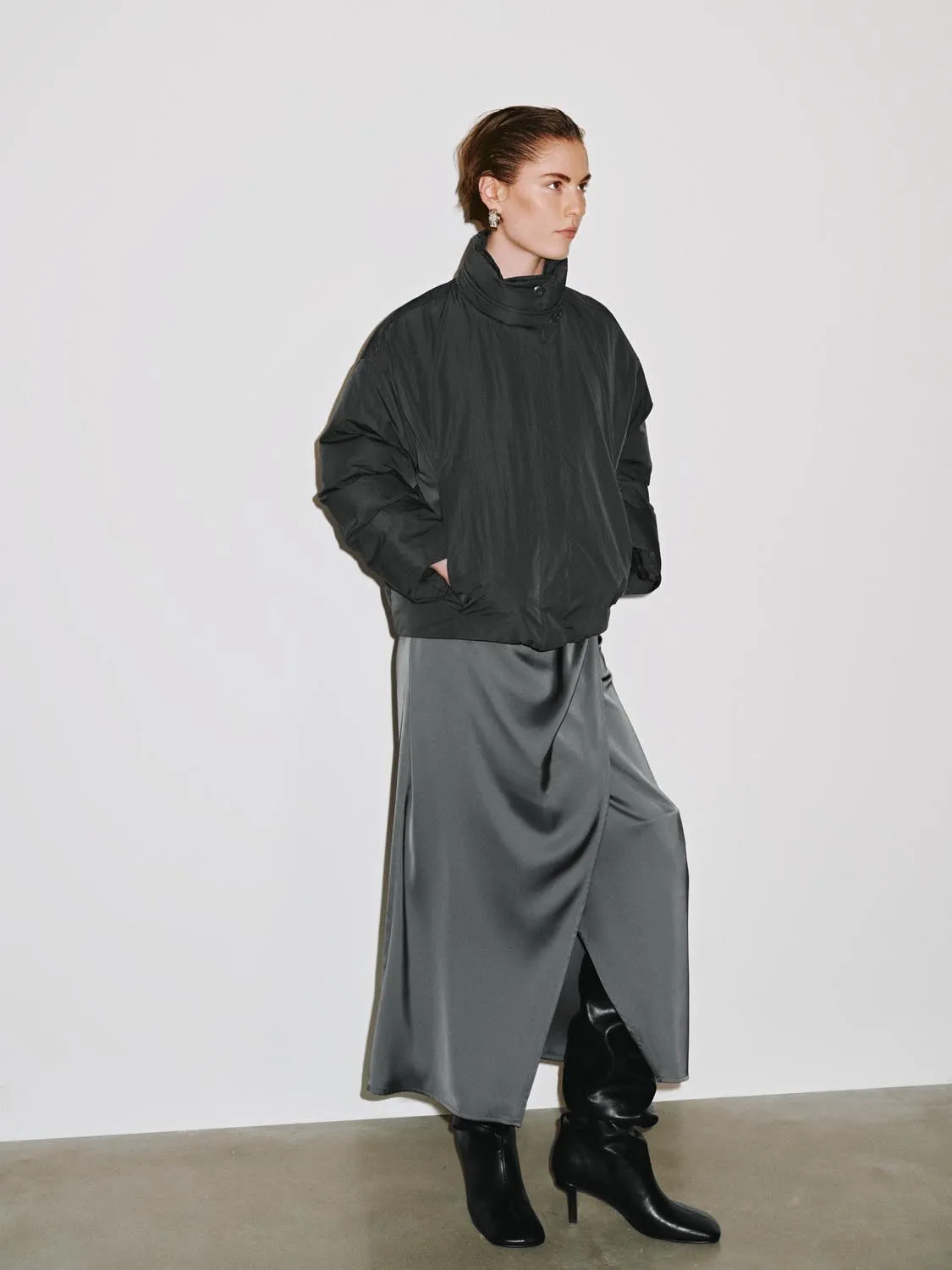 High Neck Down Jackets sold by Urban Revivo product image thumbnail 5