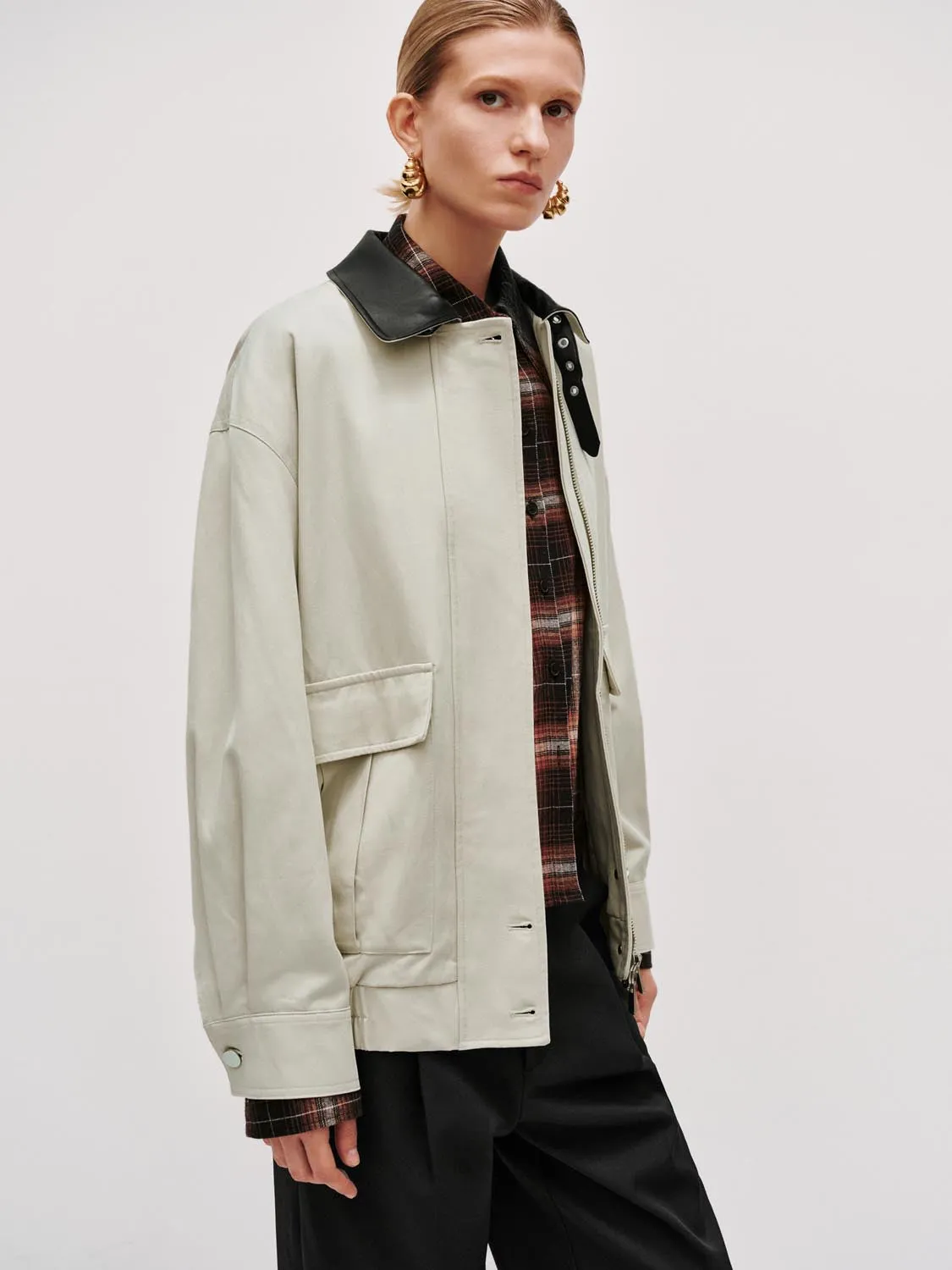 Buckle Detail Contrast Collar Flap Pockets Jackets sold by Urban Revivo product image thumbnail 2