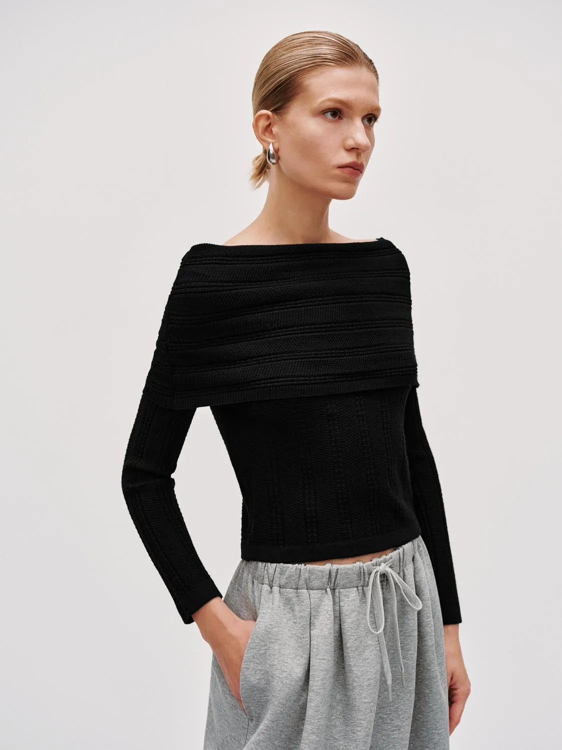 Off Shoulder Long Sleeve Knitted T-Shirts sold by Urban Revivo product image thumbnail 2